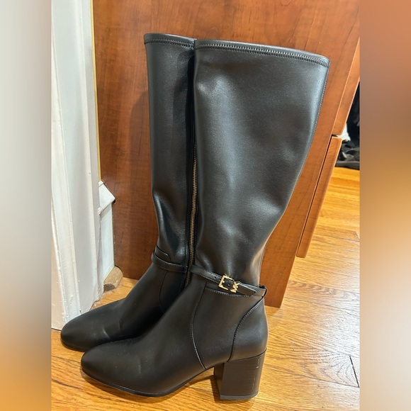 Michael Kors Ella Block Heel Boot. Size 7.5. Worn once - Picture 1 of 4